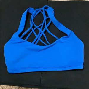 Lululemon top!
